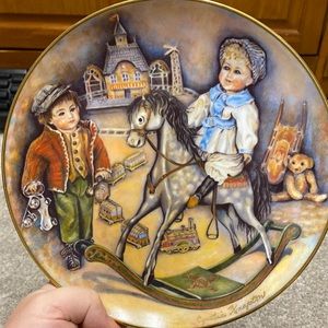 Grandmother’s World collector’s plate